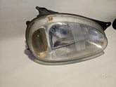 Opel Corsa B phare avant droit d'origine avec correcteur de hauteur année 2000 90386290